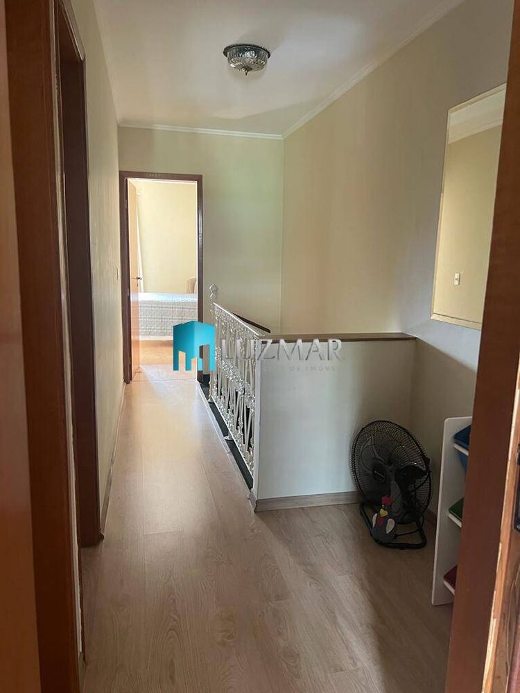 Casa à venda com 2 quartos, 137m² - Foto 8