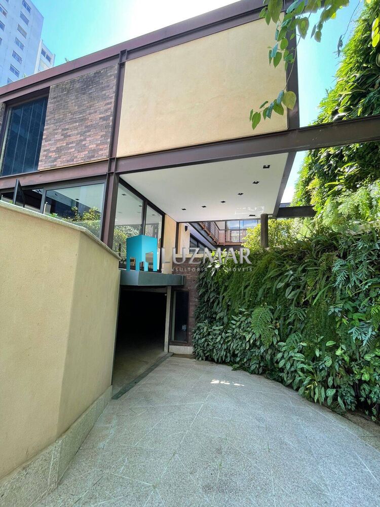 Casa, 3 quartos, 338 m² - Foto 1