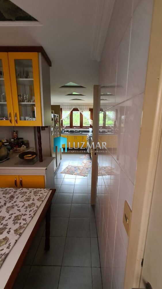 Casa, 4 quartos, 340 m² - Foto 3