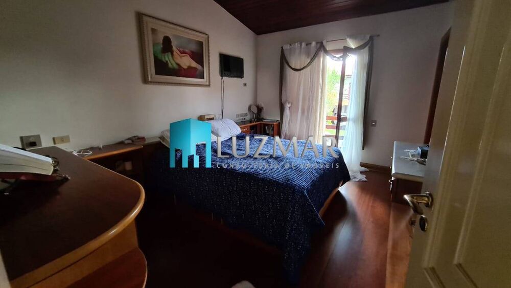 Casa, 4 quartos, 340 m² - Foto 1