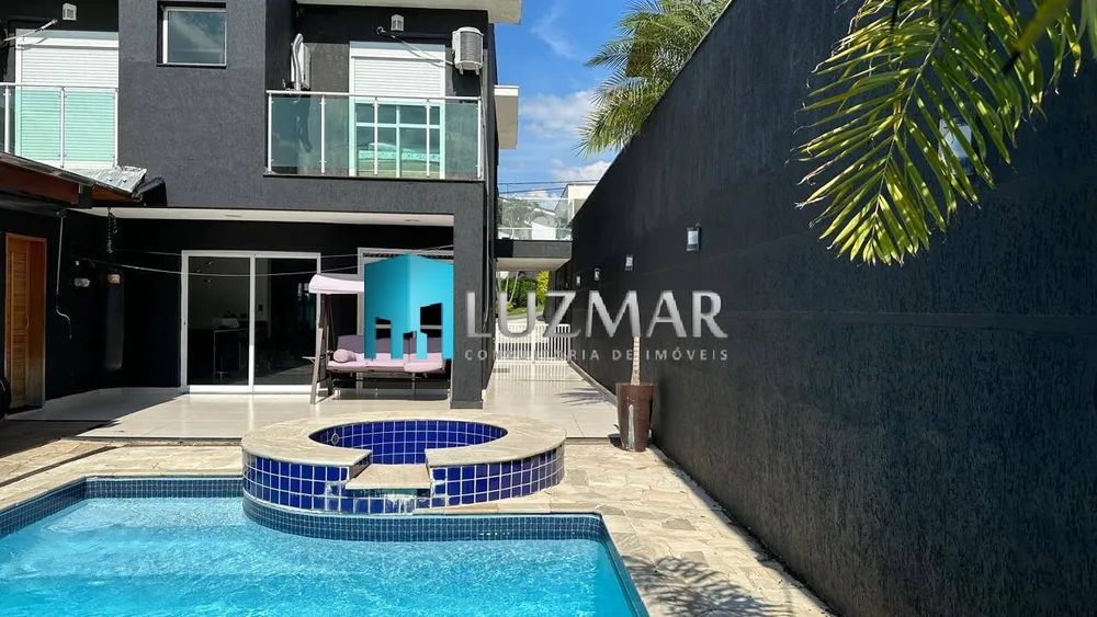 Casa, 3 quartos, 300 m² - Foto 1