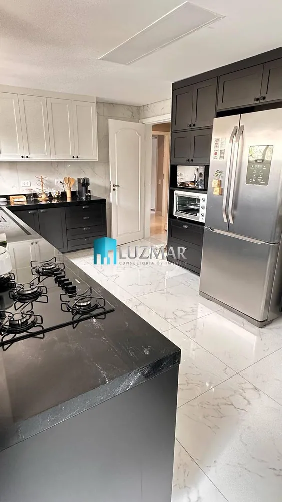 Apartamento, 4 quartos, 198 m² - Foto 2