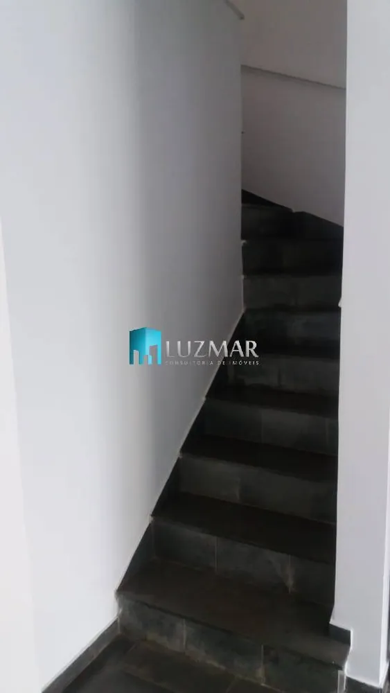 Casa, 3 quartos, 243 m² - Foto 2