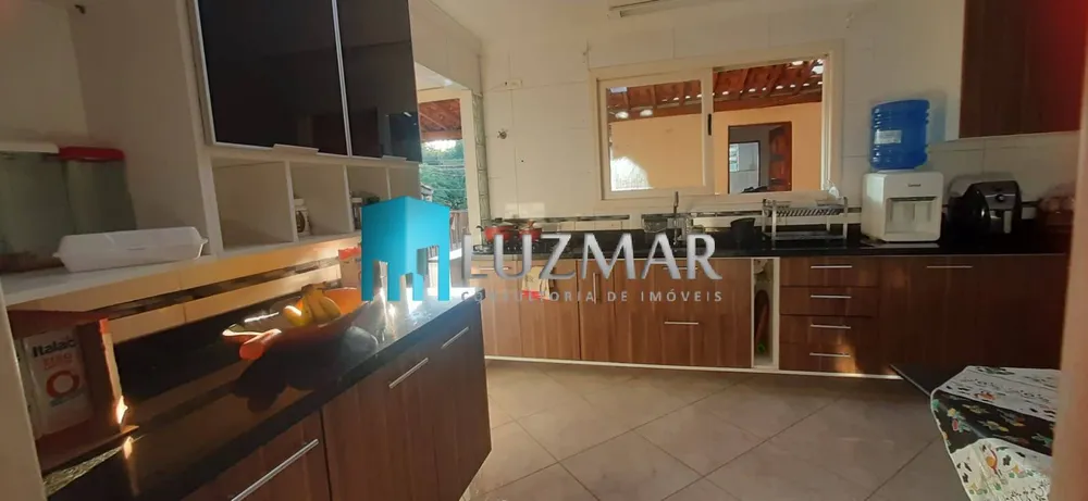 Casa, 3 quartos, 220 m² - Foto 2