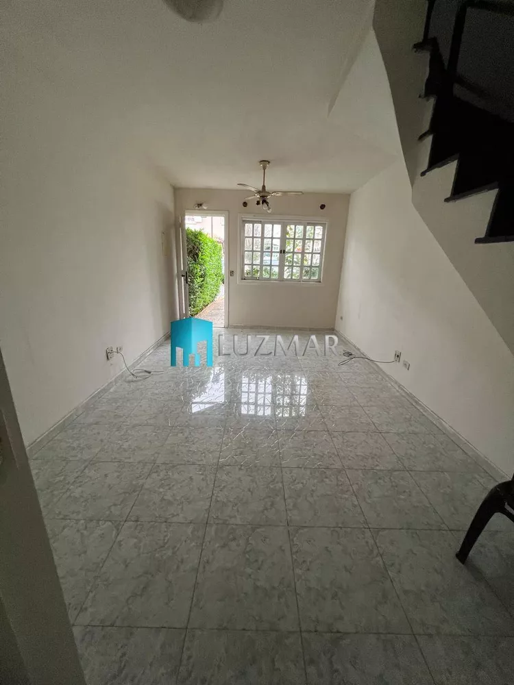 Casa à venda com 3 quartos, 90m² - Foto 2