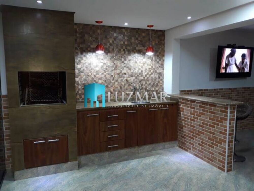 Casa, 3 quartos, 283 m² - Foto 1