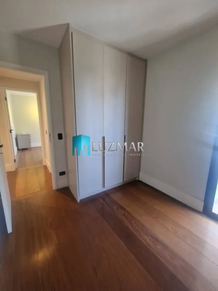 Apartamento, 4 quartos, 250 m² - Foto 1