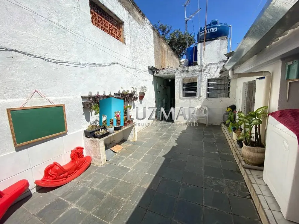 Casa, 7 quartos, 220 m² - Foto 3