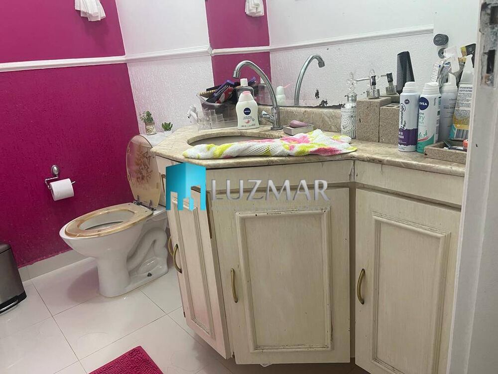 Casa, 3 quartos, 173 m² - Foto 1