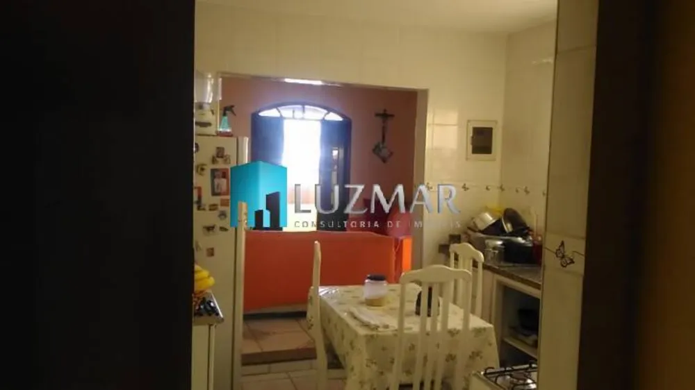 Casa, 3 quartos, 180 m² - Foto 2