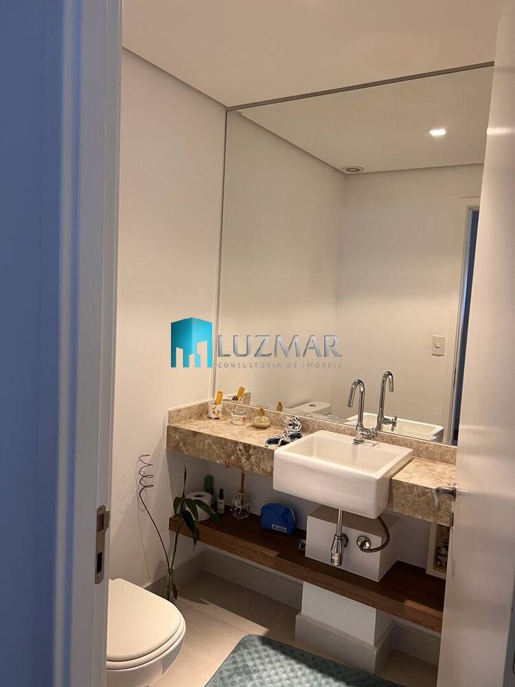 Apartamento, 4 quartos, 238 m² - Foto 1