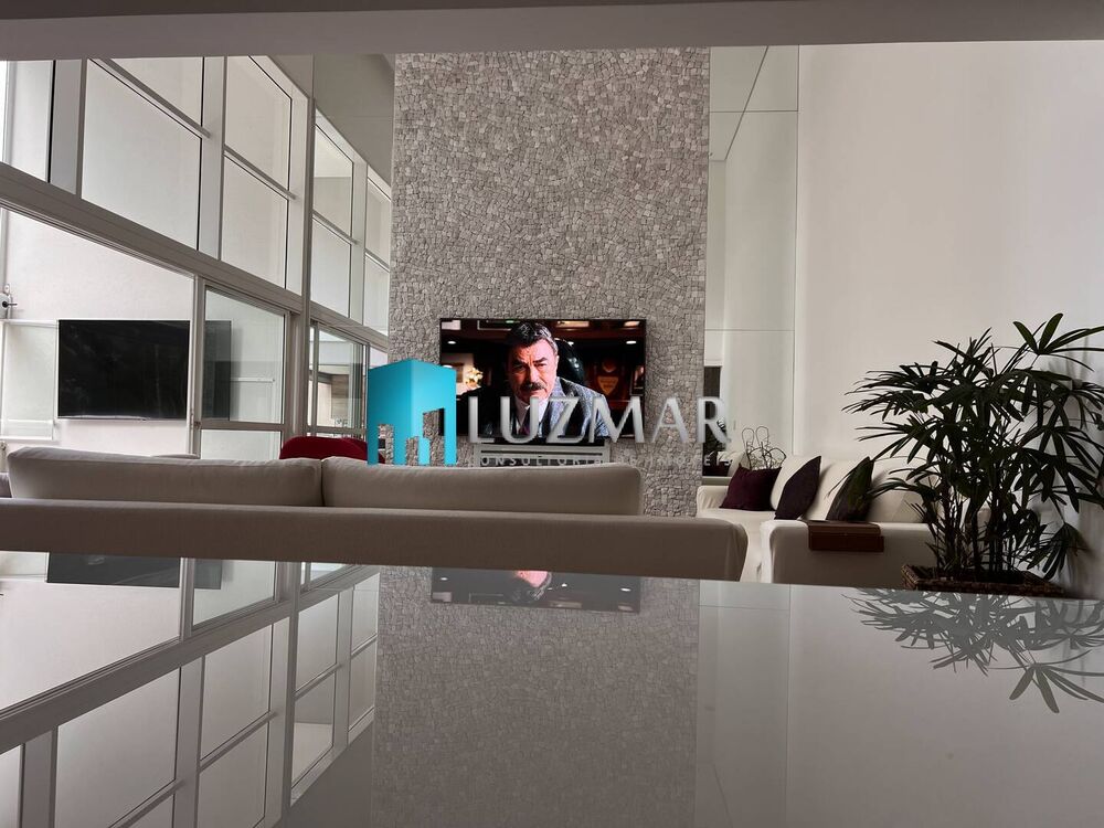 Apartamento, 4 quartos, 238 m² - Foto 2