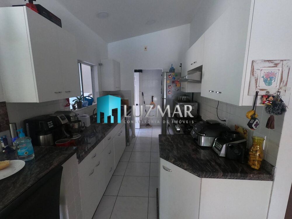 Casa, 3 quartos, 270 m² - Foto 2