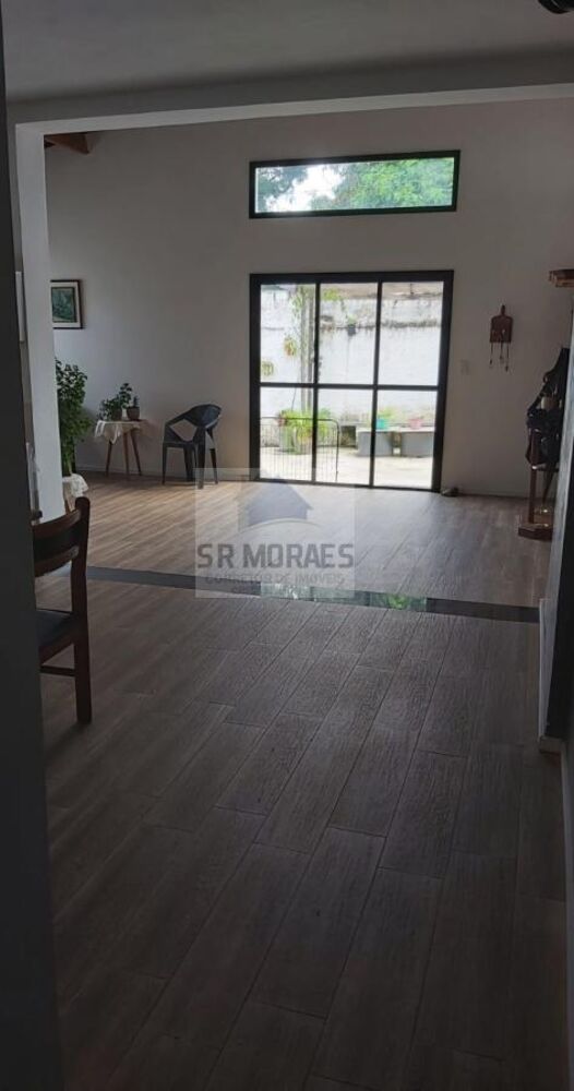 Casa à venda com 3 quartos, 475m² - Foto 2