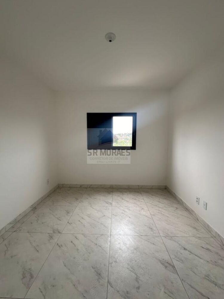 Apartamento à venda com 2 quartos, 71m² - Foto 3
