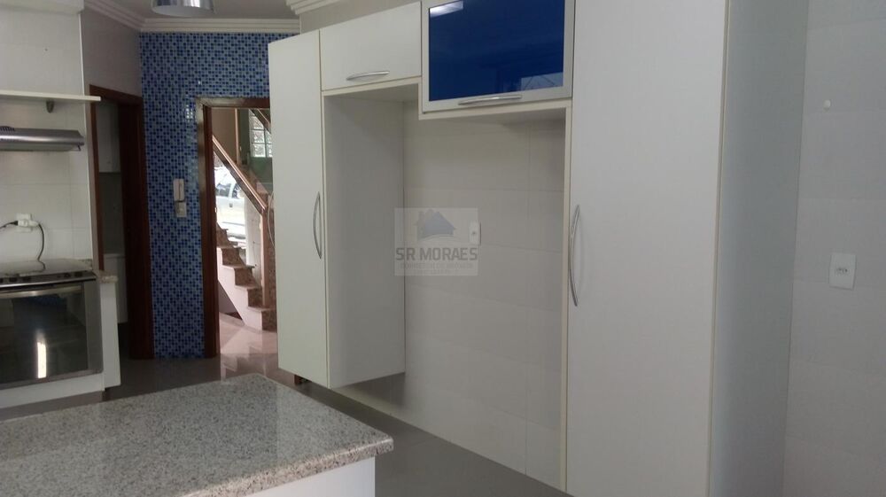 Casa de Condomínio à venda com 4 quartos, 430m² - Foto 4