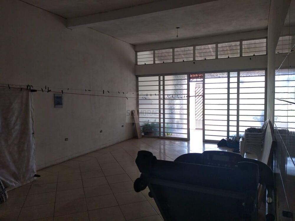 Casa, 4 quartos, 220 m² - Foto 1