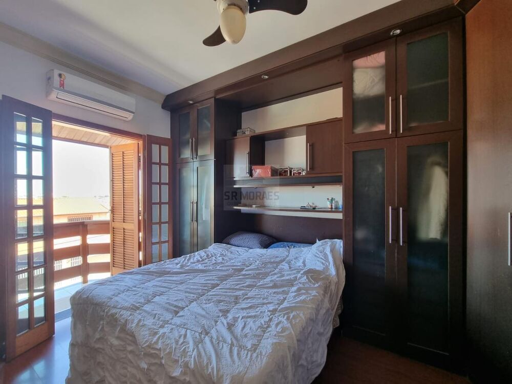 Casa, 3 quartos, 244 m² - Foto 9