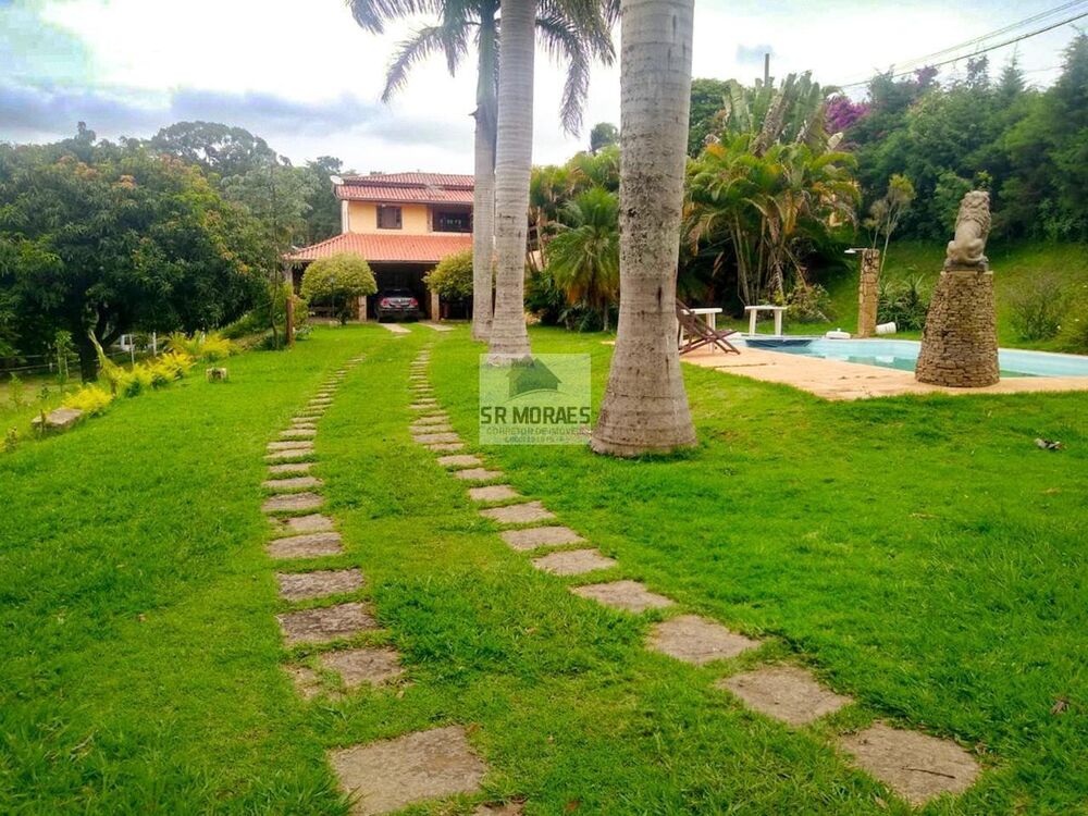 Sítio, 3 quartos, 4700 m² - Foto 1