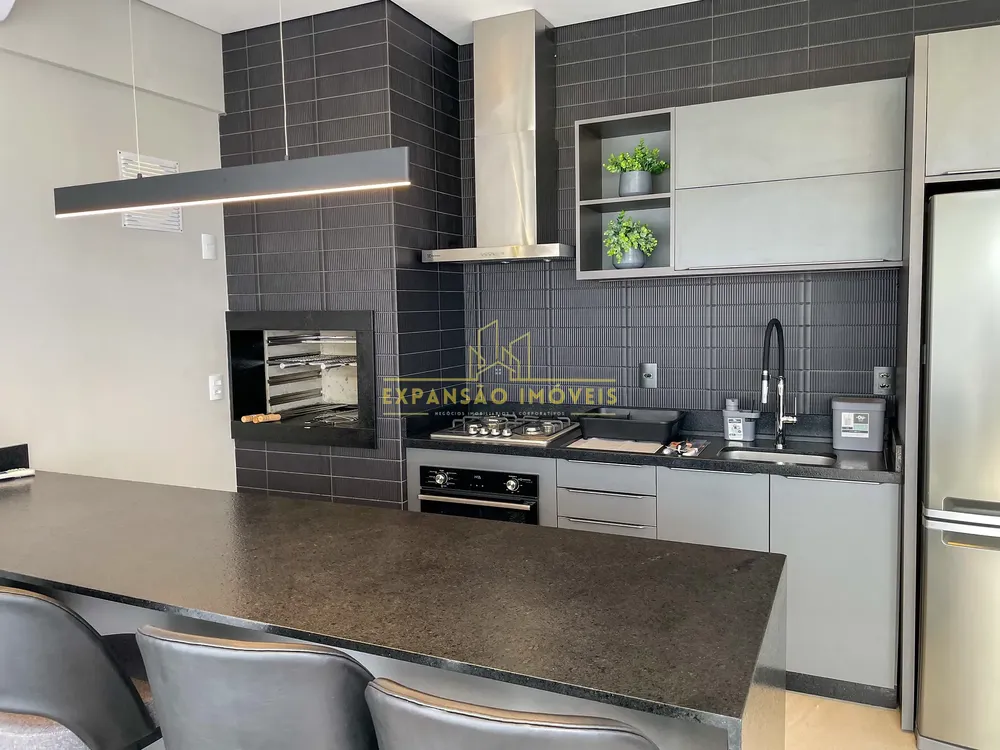 Apartamento, 3 quartos, 140 m² - Foto 2