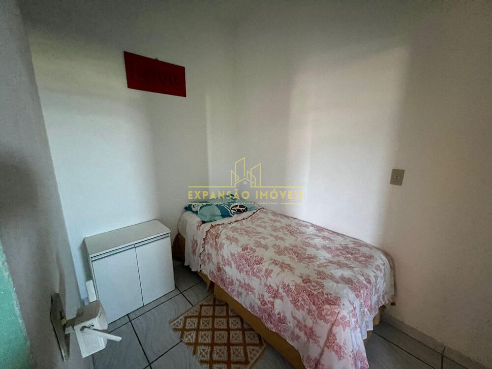 Casa, 7 quartos, 180 m² - Foto 3
