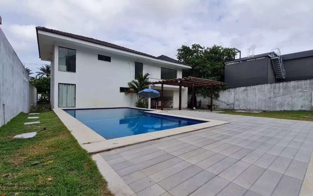 Casa à venda e aluguel com 4 quartos, 280m² - Foto 1