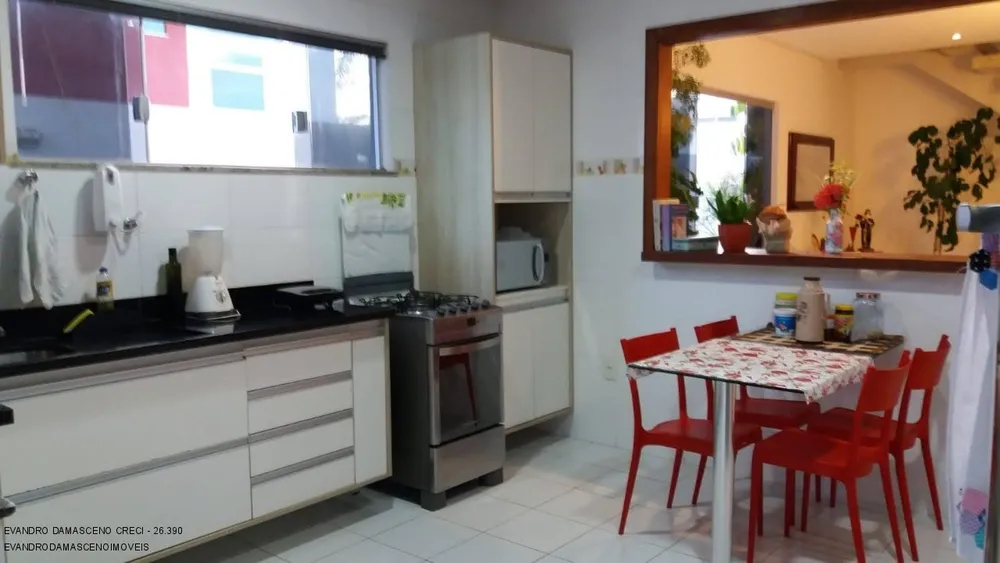 Casa, 4 quartos, 290 m² - Foto 4