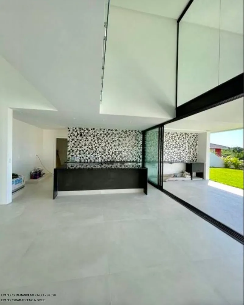 Casa, 4 quartos, 300 m² - Foto 9