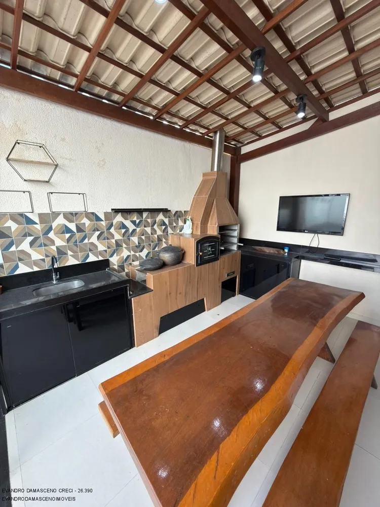 Casa, 4 quartos, 176 m² - Foto 2