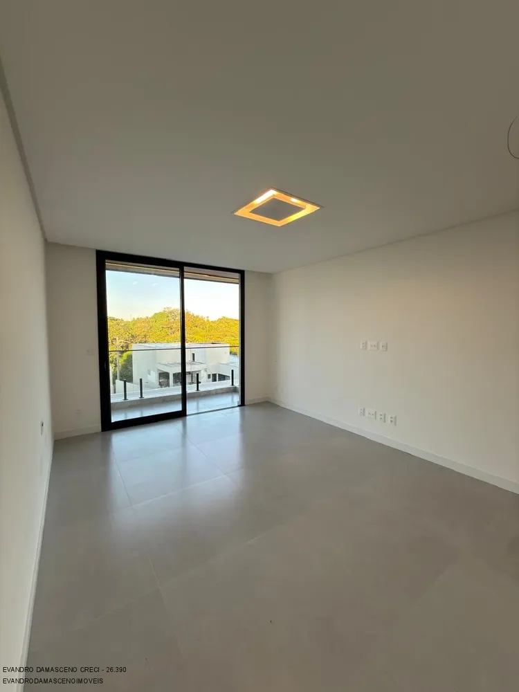 Casa, 4 quartos, 312 m² - Foto 11