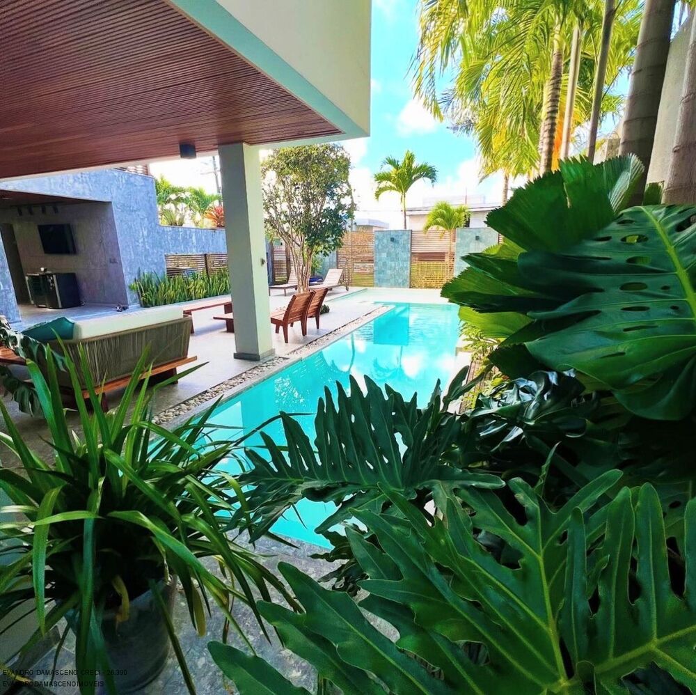 Casa, 4 quartos, 298 m² - Foto 1