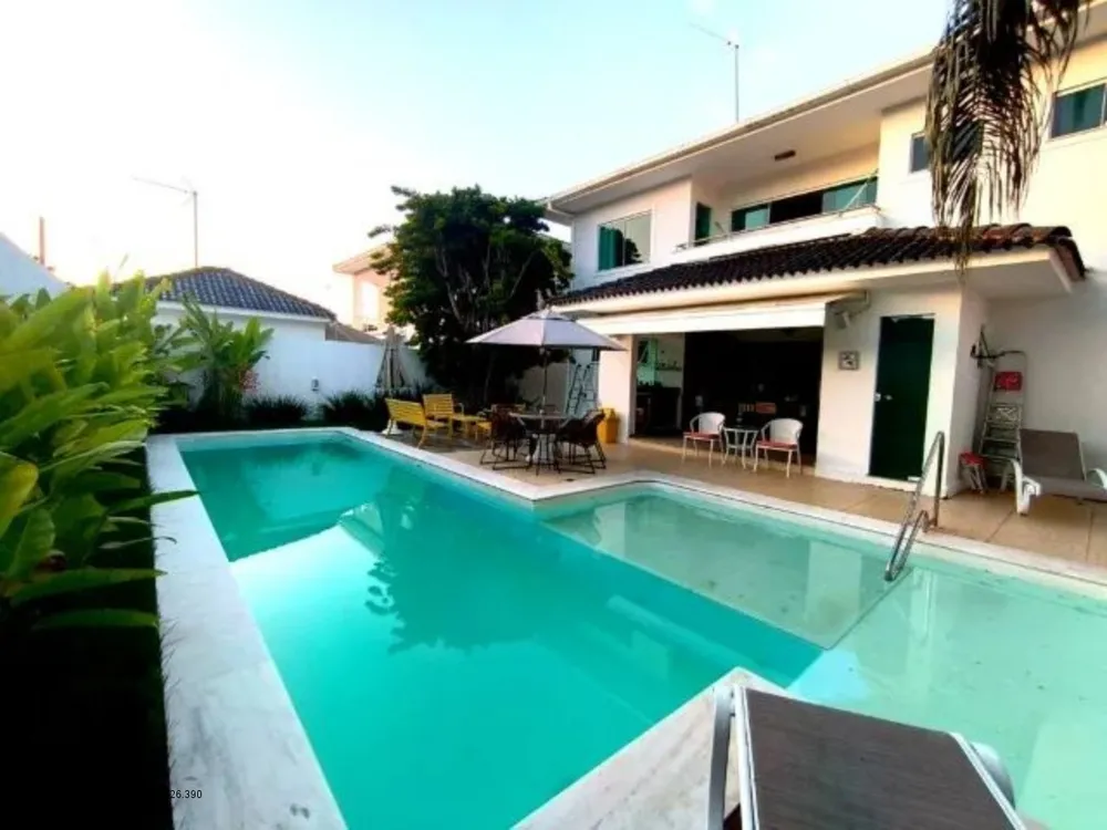 Casa, 4 quartos, 270 m² - Foto 11