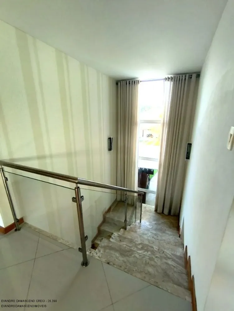 Casa, 4 quartos, 270 m² - Foto 8