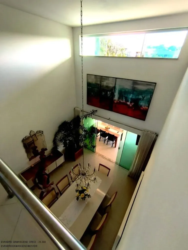 Casa, 4 quartos, 270 m² - Foto 2