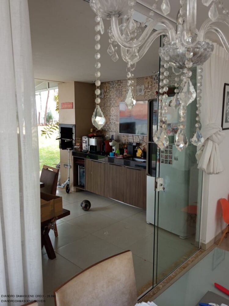 Casa à venda e aluguel com 4 quartos, 270m² - Foto 30