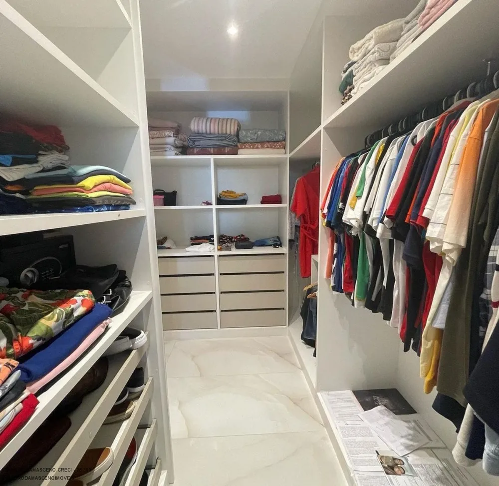 Casa, 4 quartos, 280 m² - Foto 1