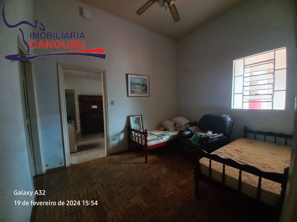 Casa, 5 quartos, 220 m² - Foto 1