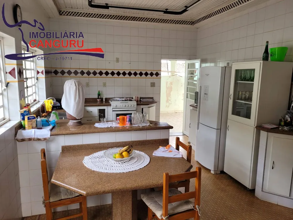 Casa, 3 quartos, 270 m² - Foto 2