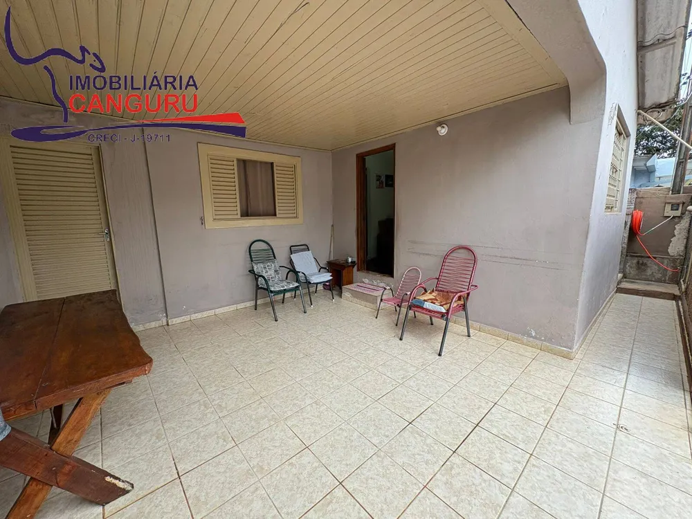 Casa, 4 quartos, 142 m² - Foto 2