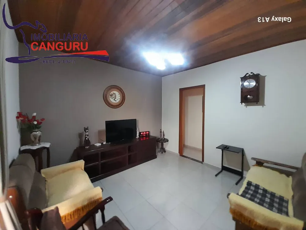 Casa, 4 quartos, 204 m² - Foto 1