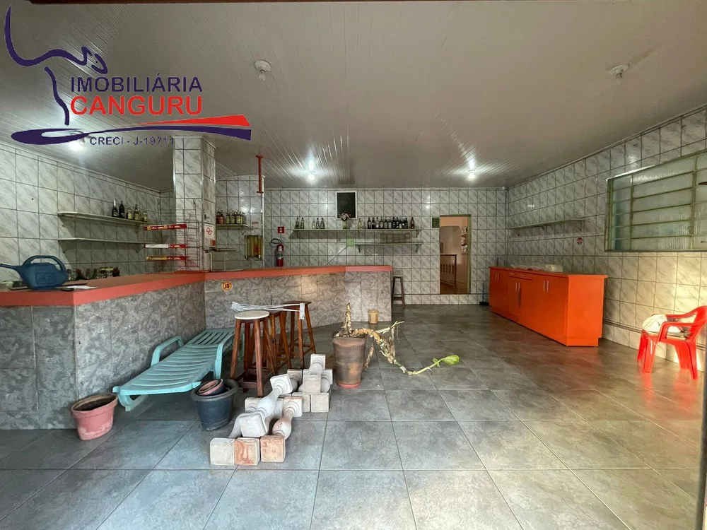 Casa, 3 quartos, 249 m² - Foto 1