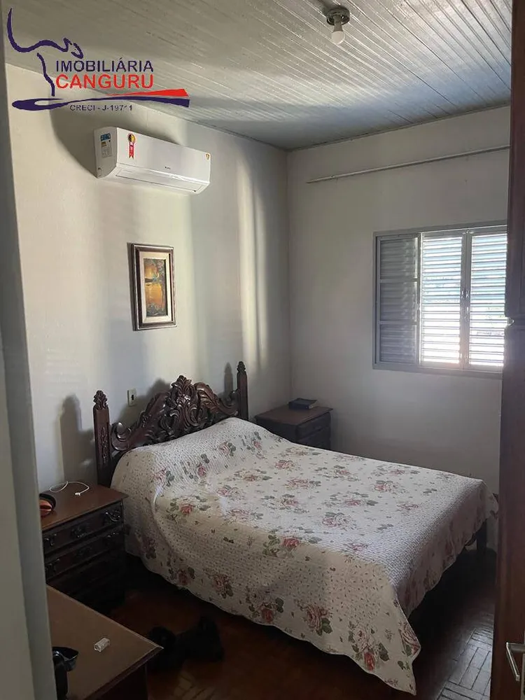 Casa, 3 quartos, 208 m² - Foto 11