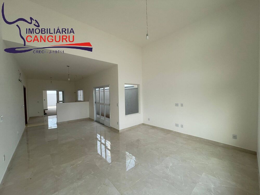 Casa à venda com 3 quartos, 150m² - Foto 1