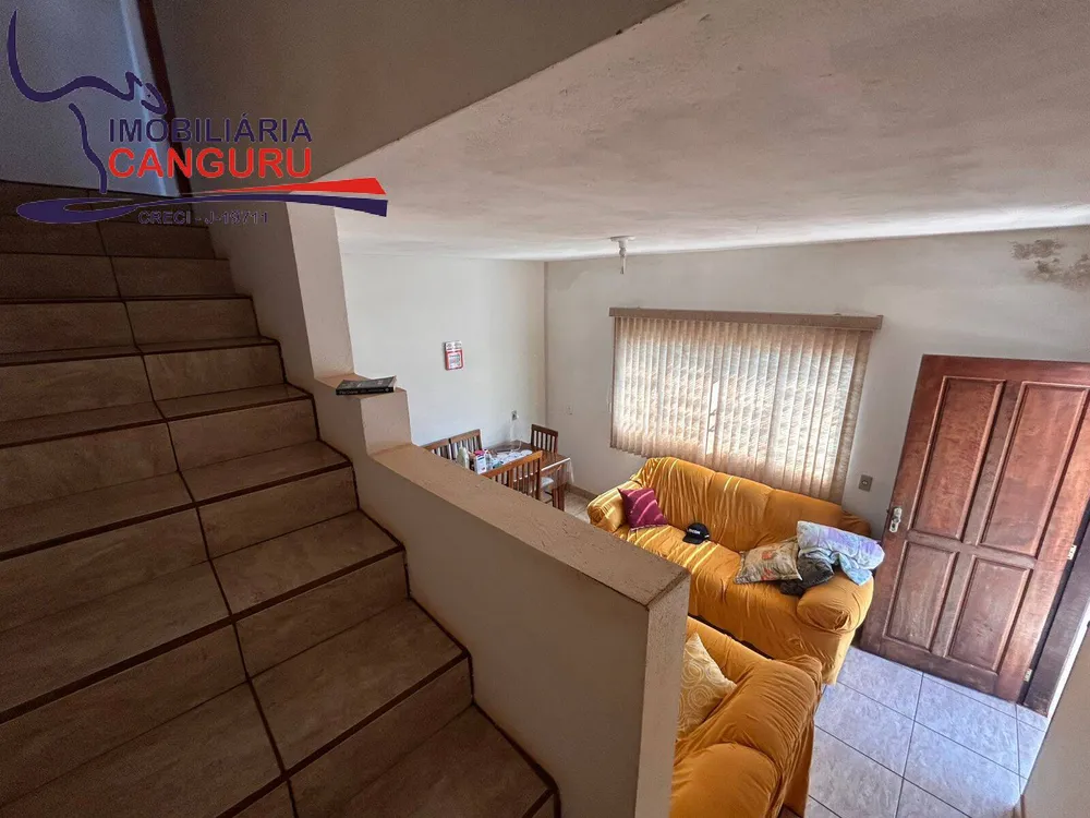 Chácara, 3 quartos, 4489 m² - Foto 1