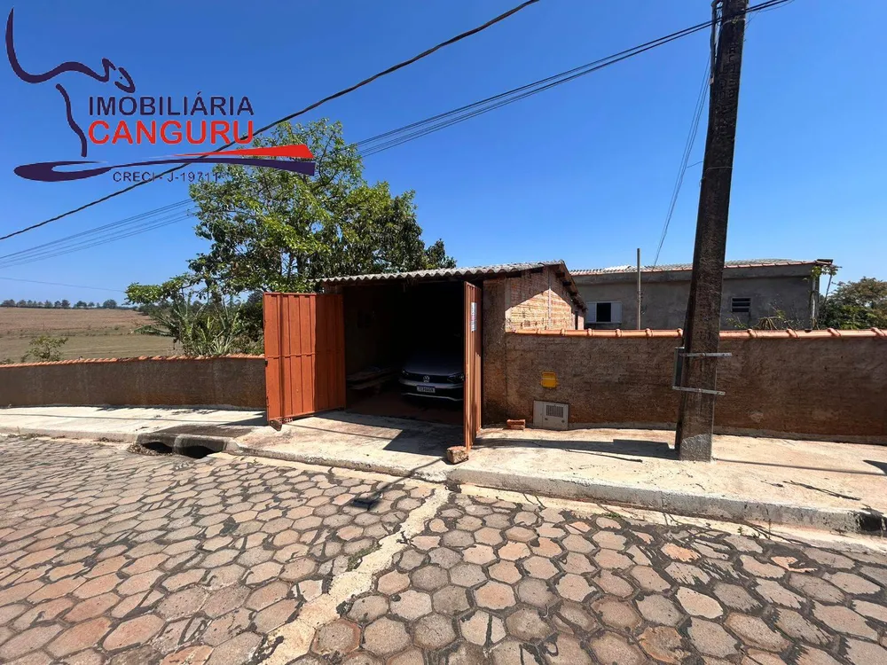 Chácara, 3 quartos, 4489 m² - Foto 1