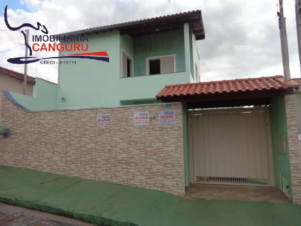 Casa à venda com 3 quartos, 250m² - Foto 2