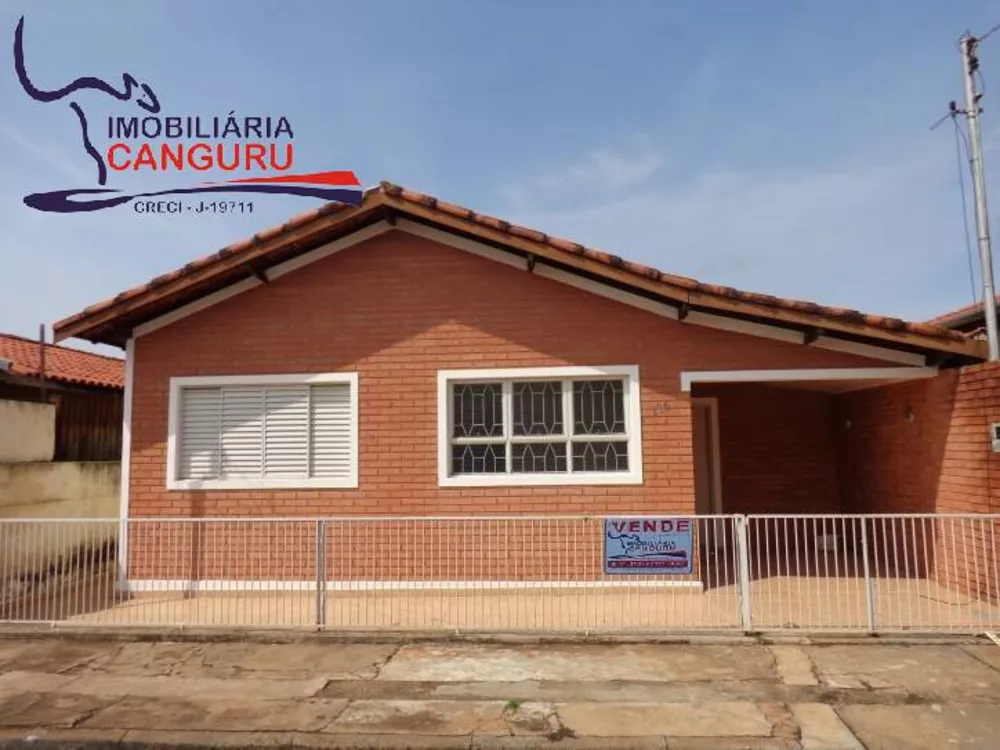 Casa à venda com 2 quartos, 50m² - Foto 1