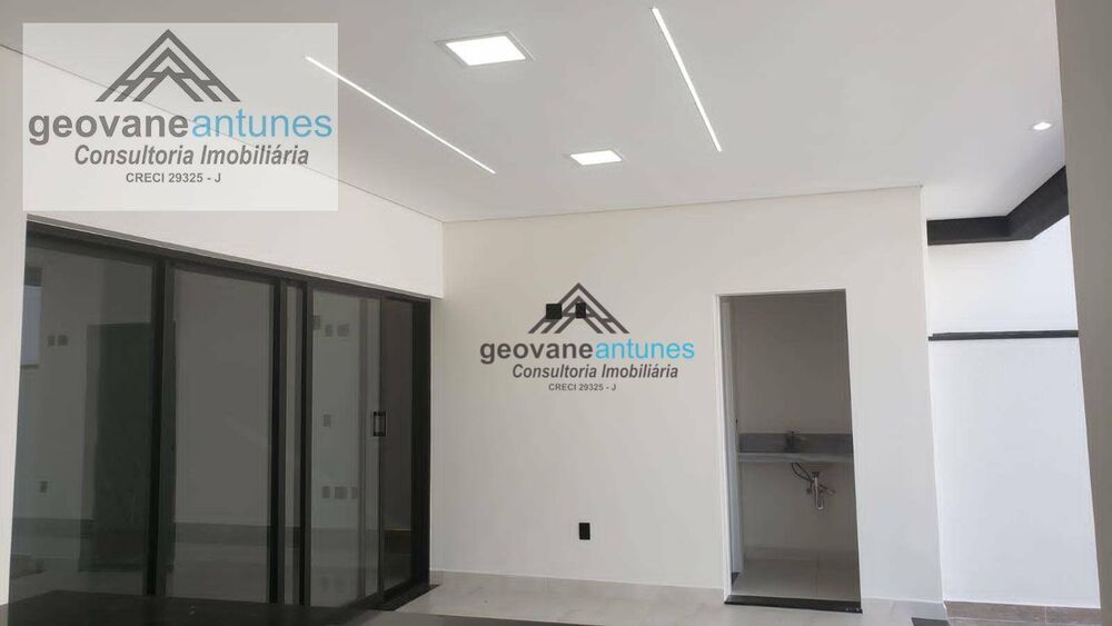 Sobrado à venda com 3 quartos, 260m² - Foto 1