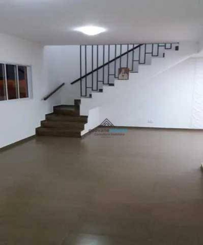 Sobrado à venda com 5 quartos, 199m² - Foto 1