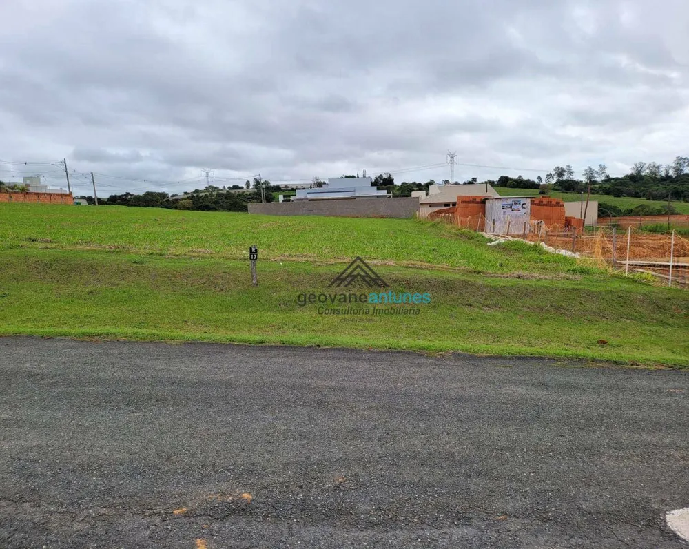 Loteamento e Condomínio, 1000 m² - Foto 1
